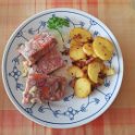 Traditionell: Sülze und Bratkartoffeln 